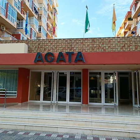 Aga - Terraza Con Vistas Al Mar Y Jardin, Piscina, Wifi, Nuevo, 1 Appartamento Benalmádena